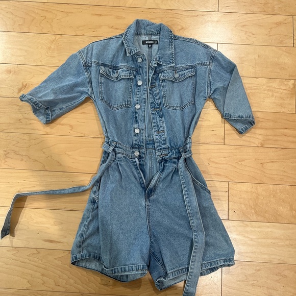 Missguided denim romper size 4 - Picture 1 of 3